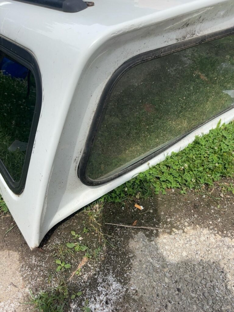 LEER 100R Rear Window Fogging Up in Winter? Here's the Fix